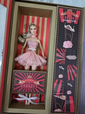 Bambola Fashion Royalty