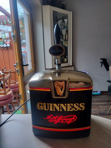 Vintage guinness bar - vintage,