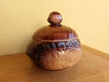 CIOTOLA ZUPPIERA A FORMA DI CASTAGNA IN CERAMICA DIPINTA VINTAGE ANNI '60