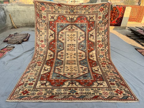 Tappeto vintage turco annodato