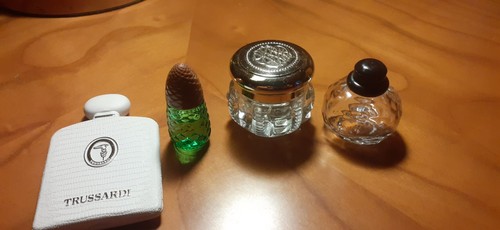 Micro boccette di - di, vetro
