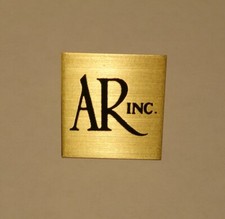 Distintivo ottone altoparlante