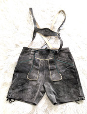 Pantaloncini tradizionali
