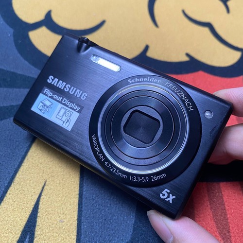Samsung mv800 flip out - mv800, flip-out