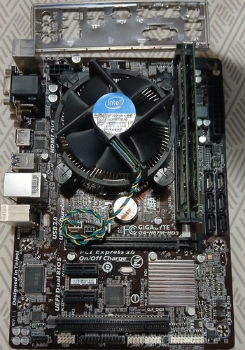 Scheda madre gigabyte - scheda,