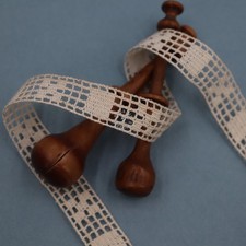 Inserzione pizzo francese