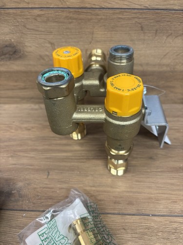 Valvola deviatore combinata