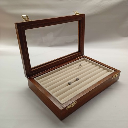 Elegante cofanetto porta