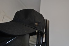 TAGLIATORE  CAPPELLO LOGO TG