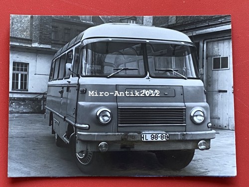 Foto vecchio autobus robur - autobus,