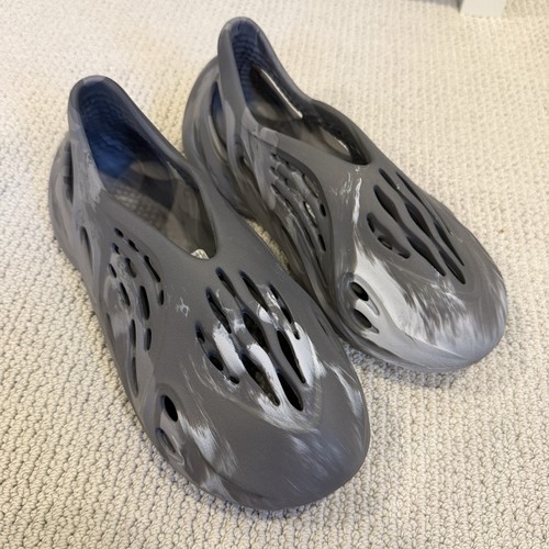 Adidas yeezy foam rnr runner - yeezy,