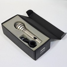 AKG D 330 BT MICROFONO