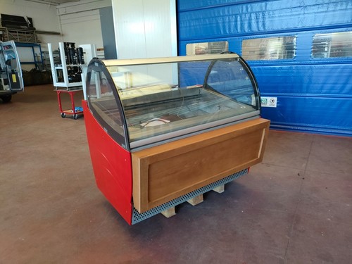 Vetrina gelati marca isa - vetrina,