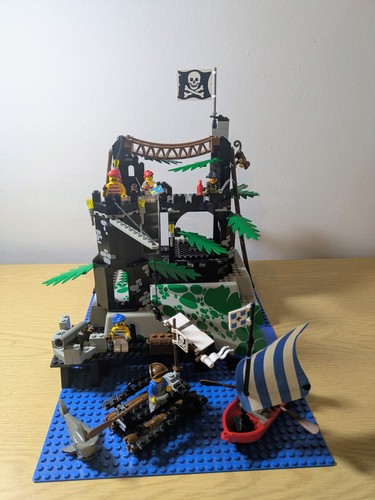 Lego pirates rock island - pirates:,
