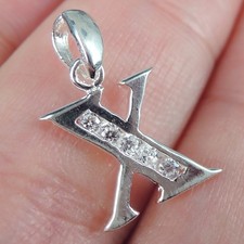 Ciondolo ciondolo alfabeto