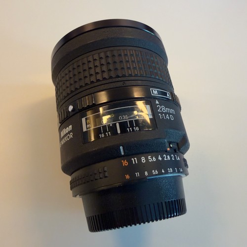 Nikon af nikkor d - nikon, 28
