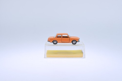 Schuco bmw 2002 mai - bmw,