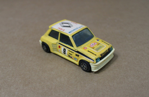 Auto epoca bburago - 1/43,,