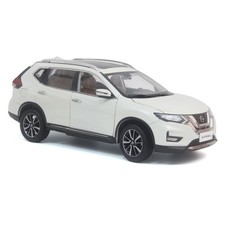 1:18 Paudi Nissan X-Trail
