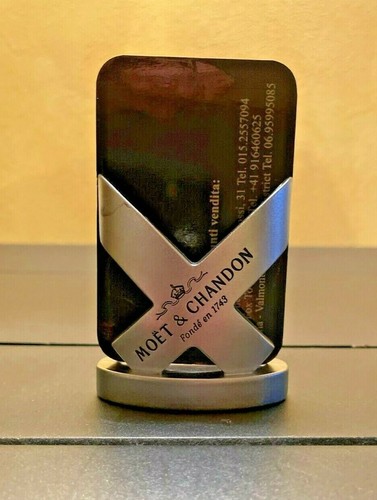 Moet chandon champagne - &,