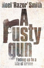 A Rusty Gun by Smith, Noel 'Razor' Paperback Book The Cheap Fast Free Post