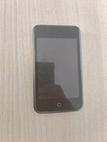Apple ipod touch 1st - ipod,