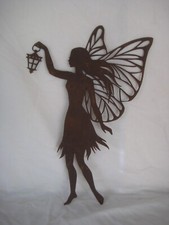 fata grande con lanterna