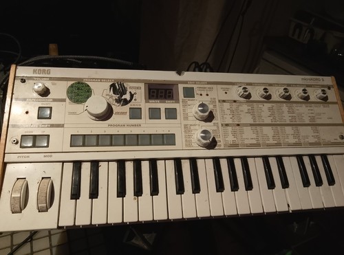 Korg analog keyboard - korg,