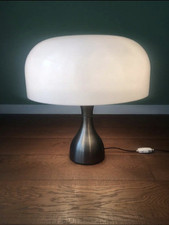 Lampada da tavolo vintage Art