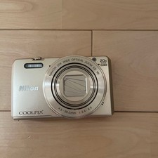 N fotocamera digitale Nikon Nikon Coolpix S7000 Wi-Fi NFC come nuova 