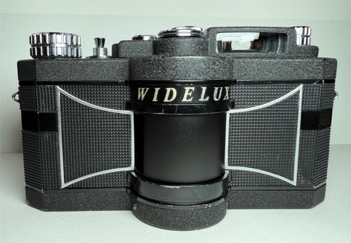 Panon widelux 26mm - f8, f/2.8