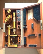 Microscopio Zeiss, 1880 circa, ottica, meccanica e zaponatura ottime condizioni