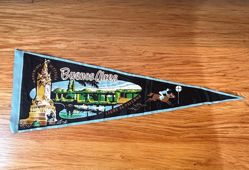 Vintage pennant printed fabric - printed,