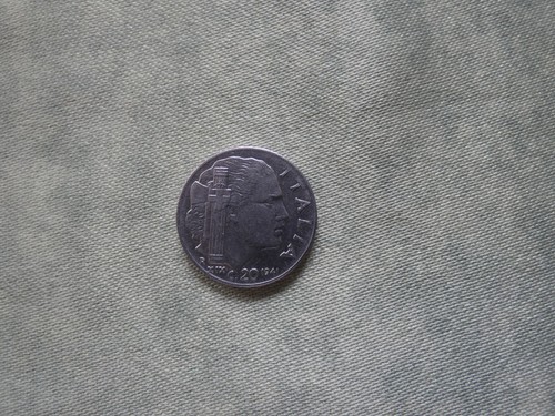 Moneta lira cent - 20,