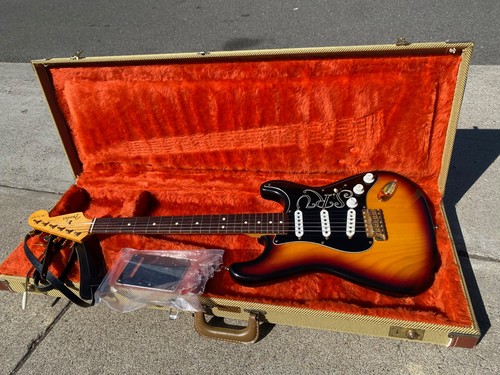 Fender stevie ray - stevie,