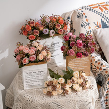 Bouquet di Rose Artificiali Progettato per Centrotavola Matrimonio e Arredamento Casa