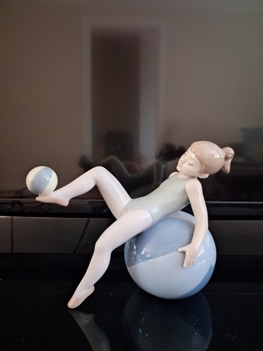 Figurina nao lladro - by,
