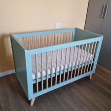 Lettino neonato con sbarre verde bicolore