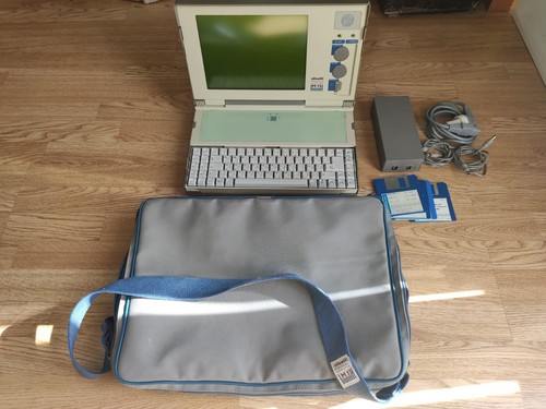 Olivetti m15 vintage laptop - olivetti,