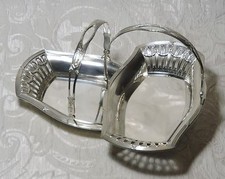 Coppia di piccoli bellissimi cestini WMF Art Nouveau, c1915.