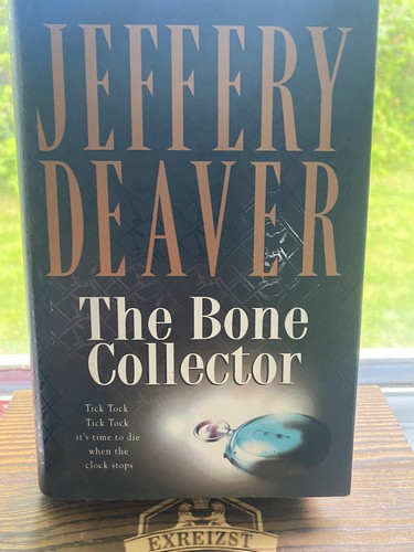 The bone collector - bone, by