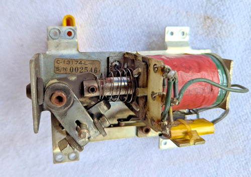 Funhouse pinball flipper