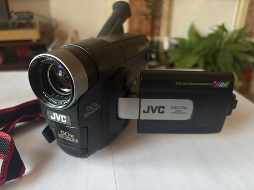 Videocamera vhs compatta jvc - videocamera,