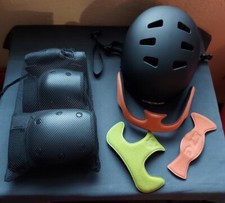 Casco TSG e 6 Protezioni per