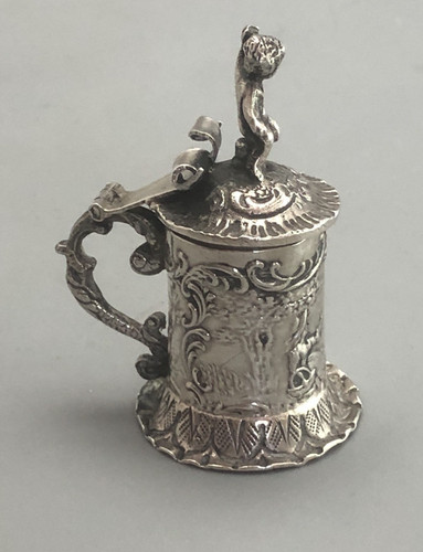 Antica miniatura tankard