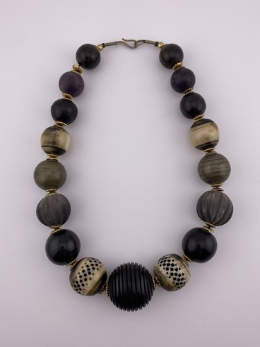 Collana girocollo perle - , legno