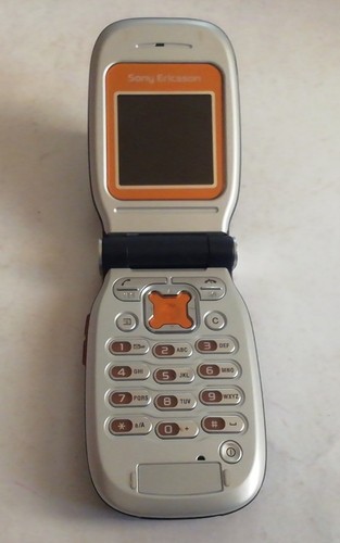 Sony ericsson z200 - sony,