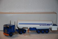 1/50 Conrad Camion Rimorchio Cisterna Freightliner 