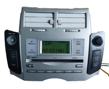Toyota Yaris P9 / Radio /