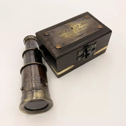 Telescopio vintage ottone